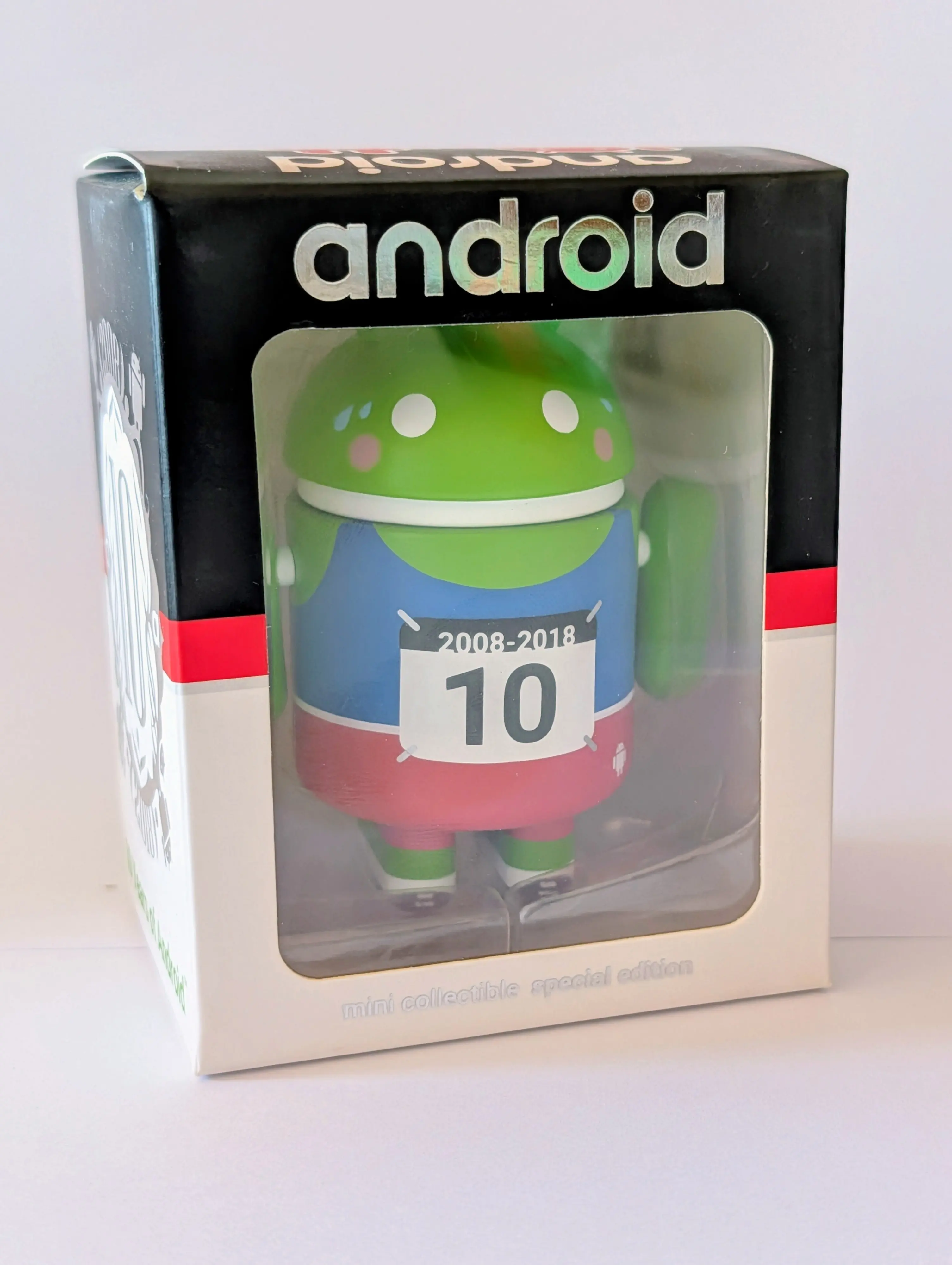 Anniversary Runner Android Mini Collectible